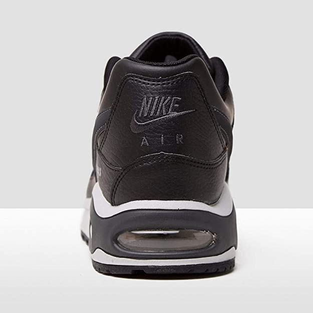 Nike Men's Sneaker